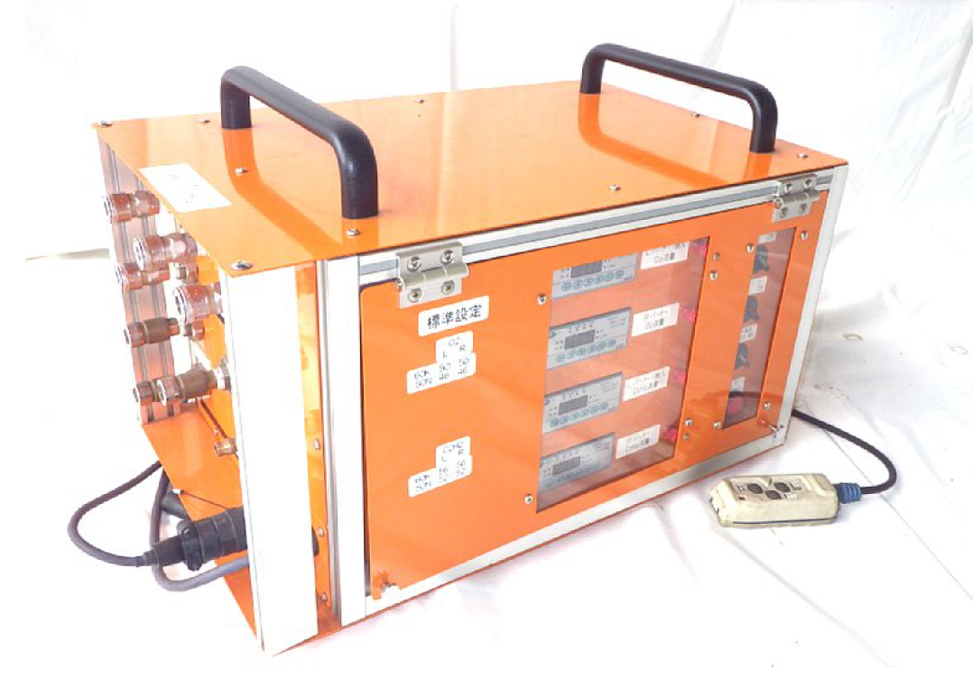 Electronic gas flow controller